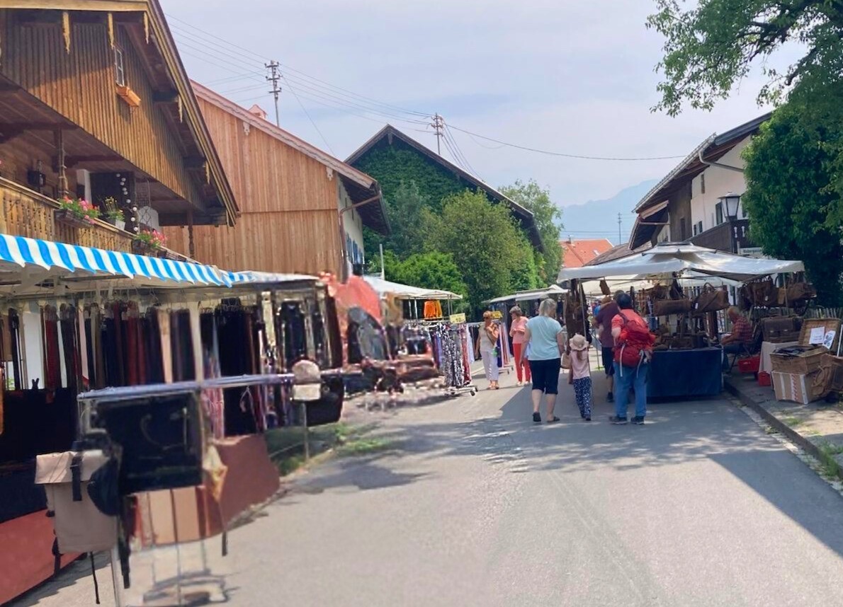Pfingstmarkt in der Dorfstrasse